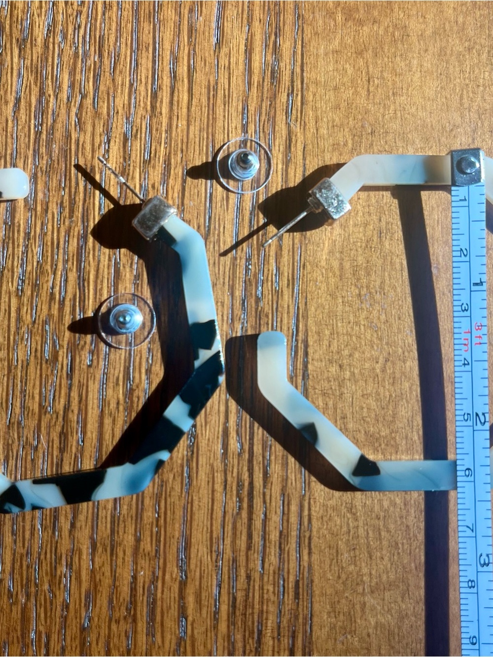Tortoiseshell Geometric Hoop Earrings - Black & Cream